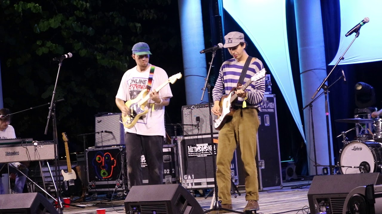 Twin Peaks - Tossing Tears - Live Video