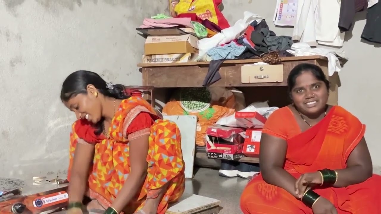 पुजा आली भाकर मागायला खरडा कर म्हणती ।नवऱ्याची जळायला लागली तो पर्यंत आम्ही दोघी पाहून 😭#गावठीपुनम 