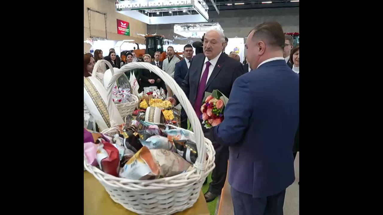🔥🔥🔥Лукашенко рассказал, что у него дома есть АВТОМАТ... для производства мороженого!!!🔥🔥🔥