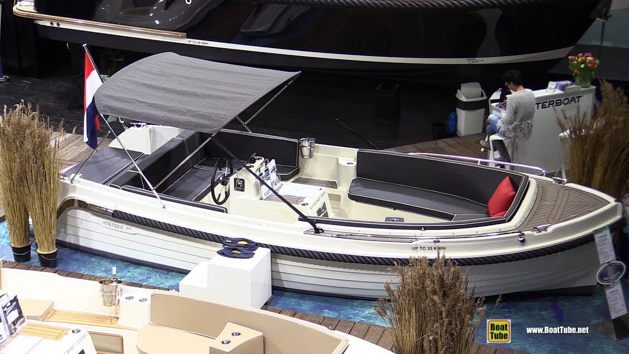 2019 Interboat Intender 700 Boat - Walkaround - 2019 Boot Dusseldorf
