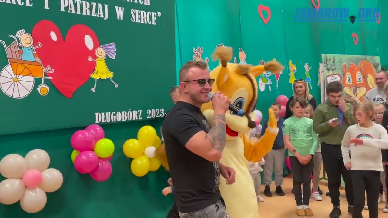 Dawid Narożny (Piękni i Młodzi) zaśpiewał dla podopiecznych SOSW Długobórz 2023 - #zambrow