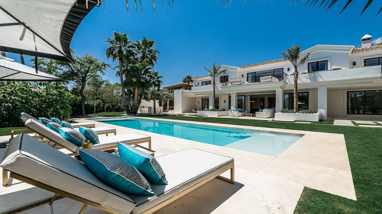 Touring €5.950.000 Luxury Villa in Sierra Blanca, Marbella, Golden Mile. | SOLD |