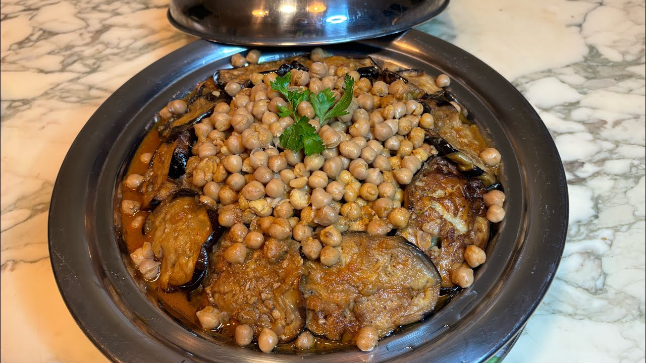 Tajine à l’agneau au aubergine et pois chiches ￼à la marocaine