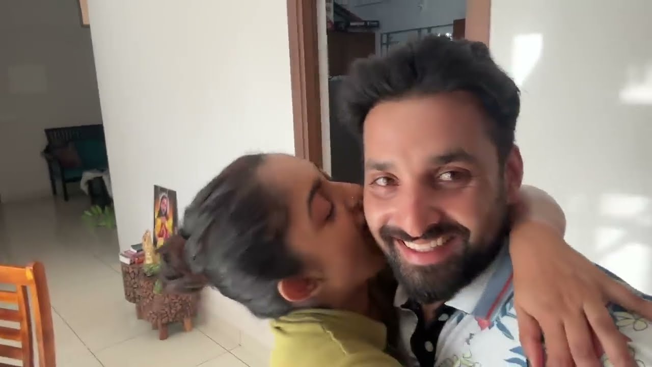 വീണ്ടും ഒരു മോതിരം മാറൽ Wedding Anniversary Gift Vlog | Noobin & Binny