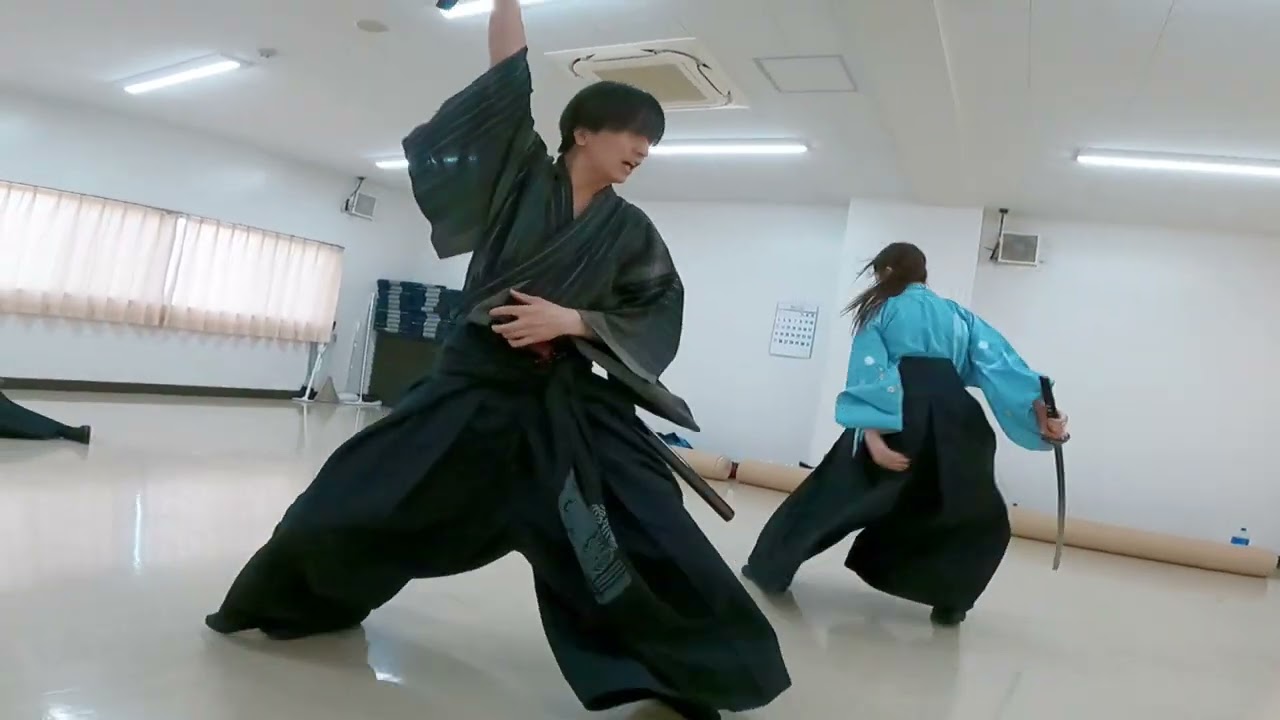 【殺陣120】イケメン剣士参上！！まっすぐな太刀筋で敵を斬る！！