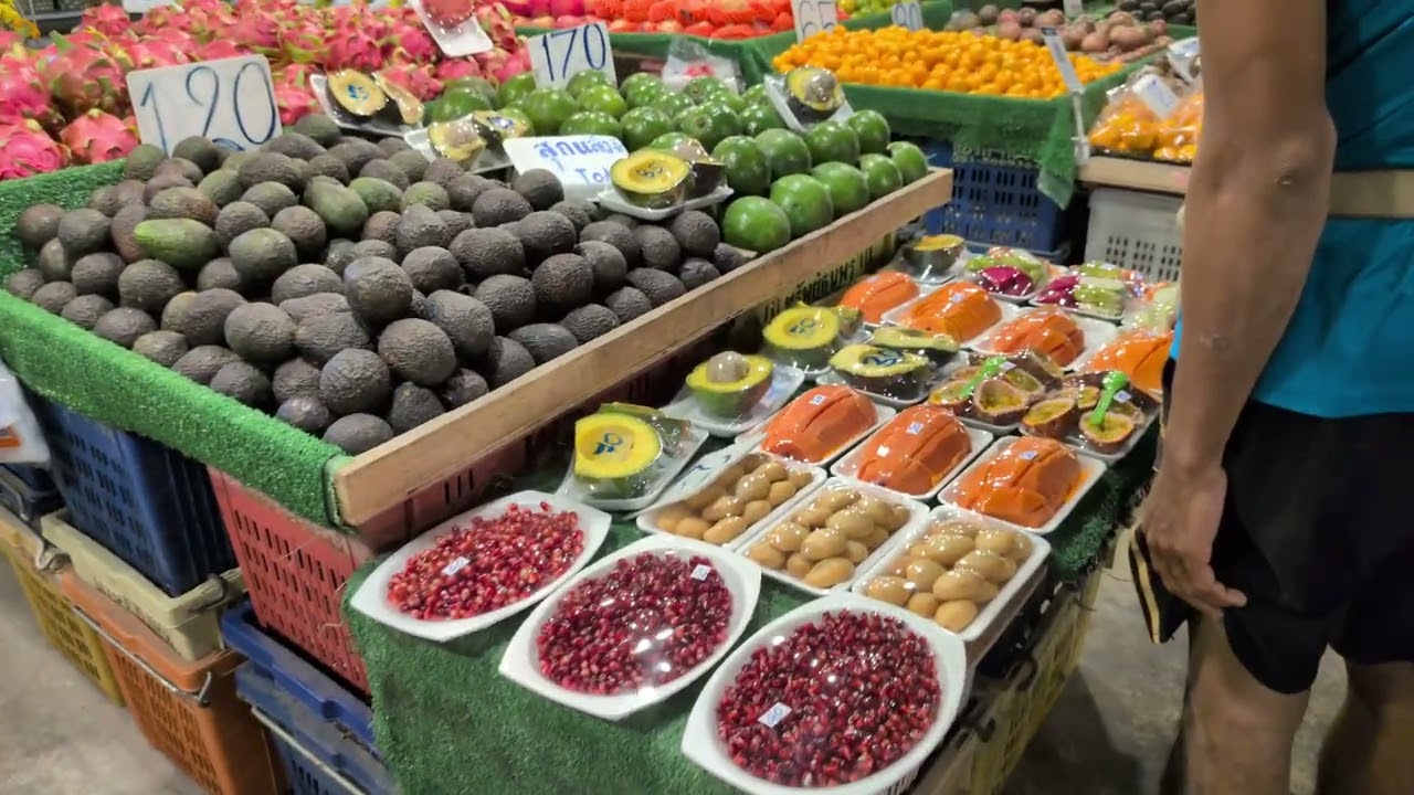 今日もパタヤのローカル市場が楽しすぎる！｜Pattaya Street Fruit Market｜ผลไม้พัทยา สด อร่อยมาก!