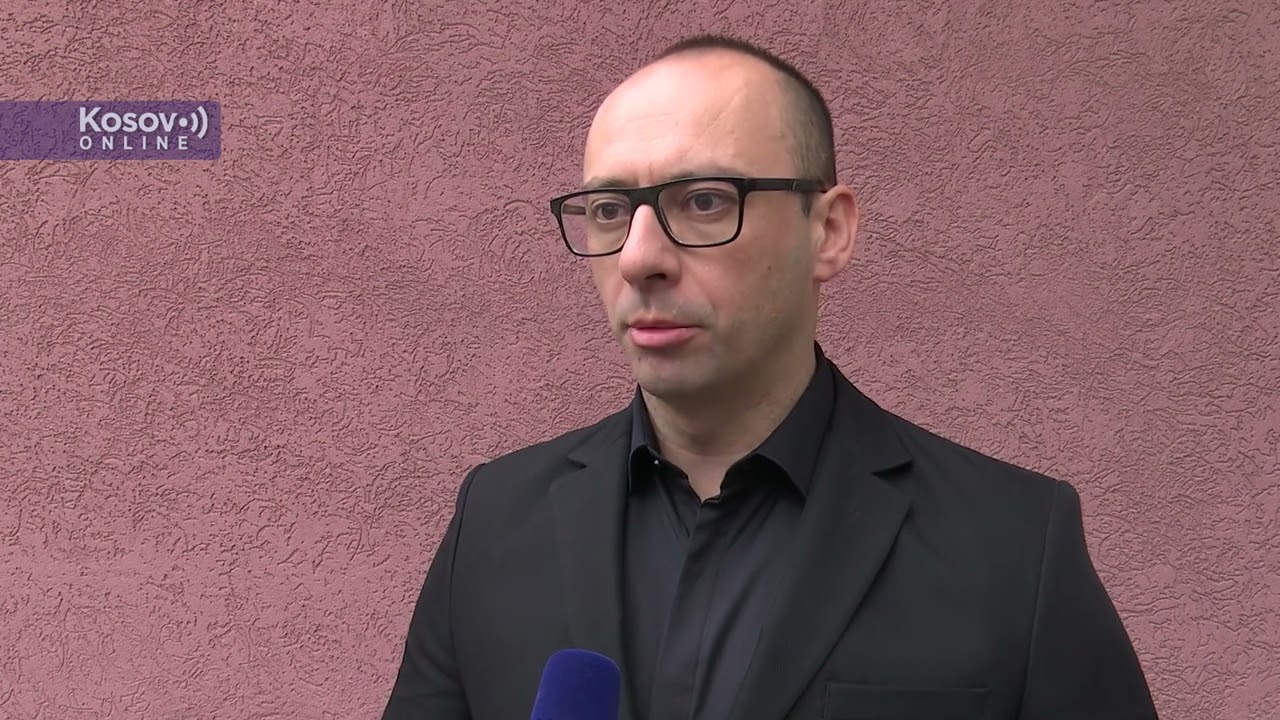 Simić: Frontalni pritisak na naš narod