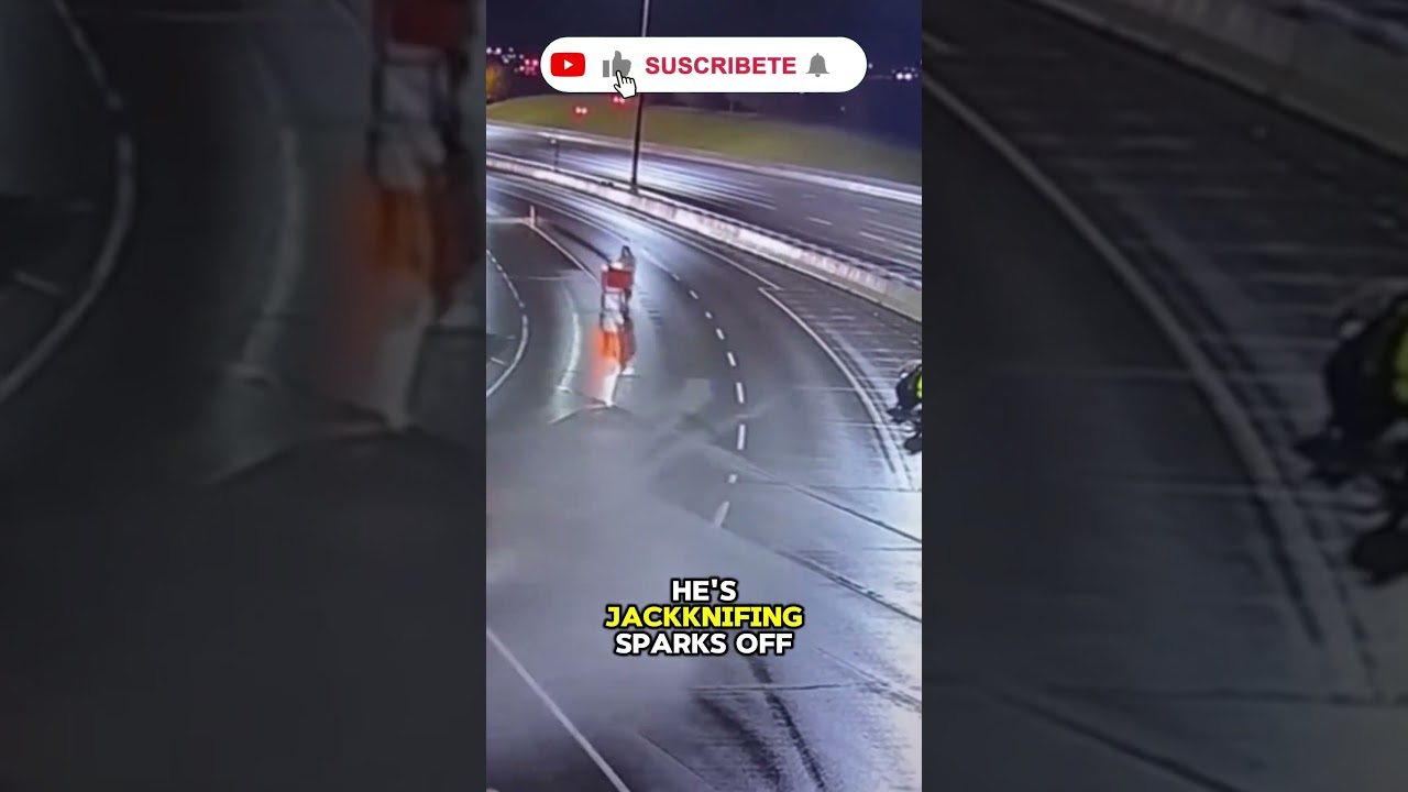 Massive 18-Wheeler Jackknife! 😱 (UK/USA Highway Safety) 