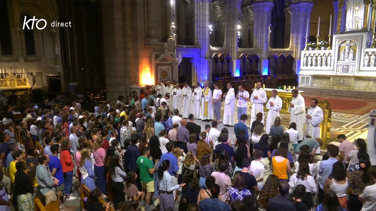 Louange et adoration du festival Santos au Sacré-Coeur de Montmartre