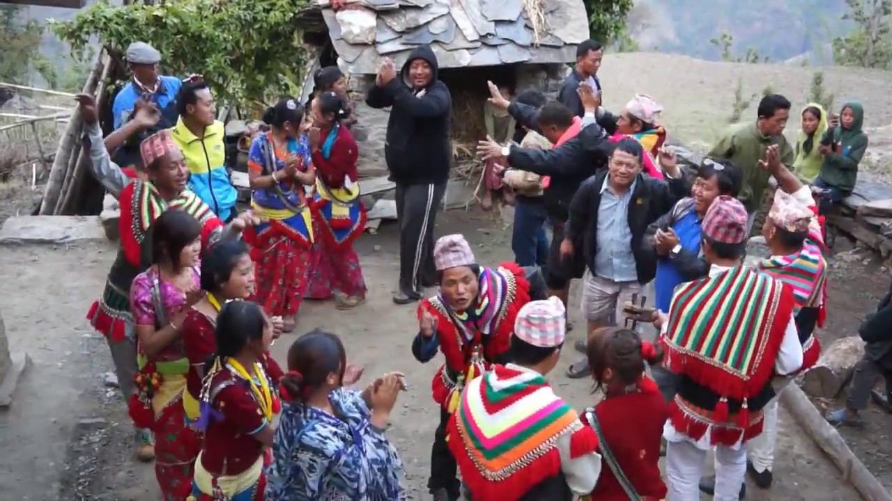 Getida Koti Thole Demba ( Sunuwar Language Song)