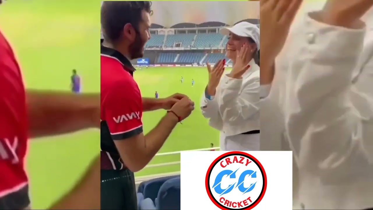 Propose { Hongkong). |kinchit shah| apne girlfriend ko propose kiya media ke samane
