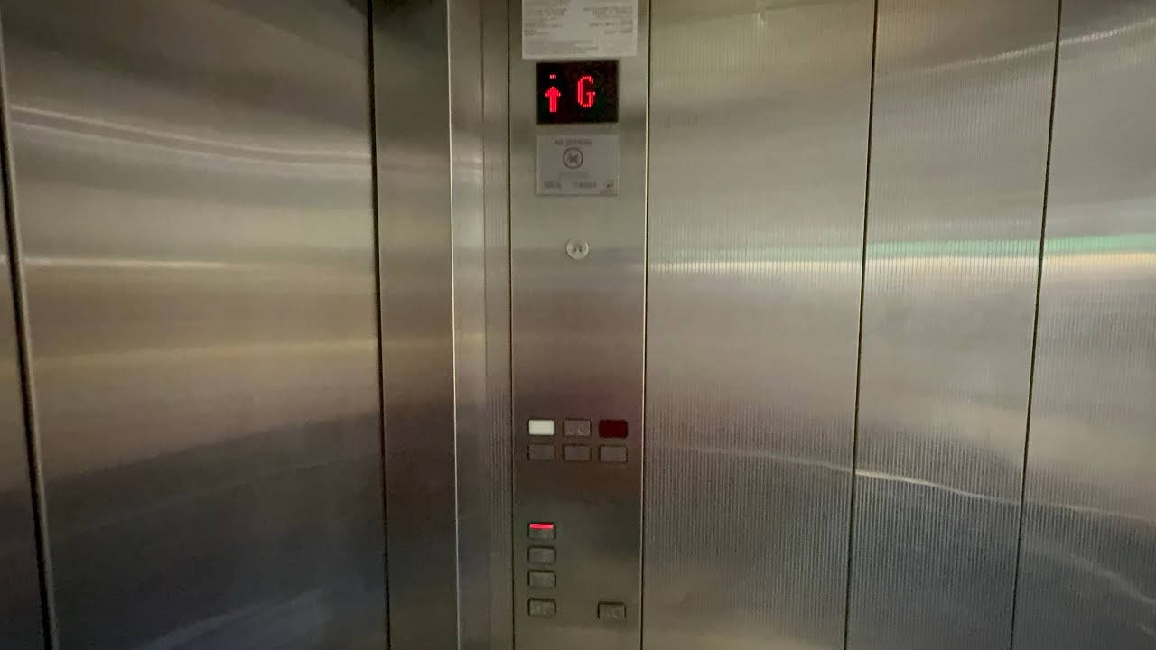 Schindler 5400 AP Lifts | Lulu hypermarket, Al-Dajeej, Kuwait