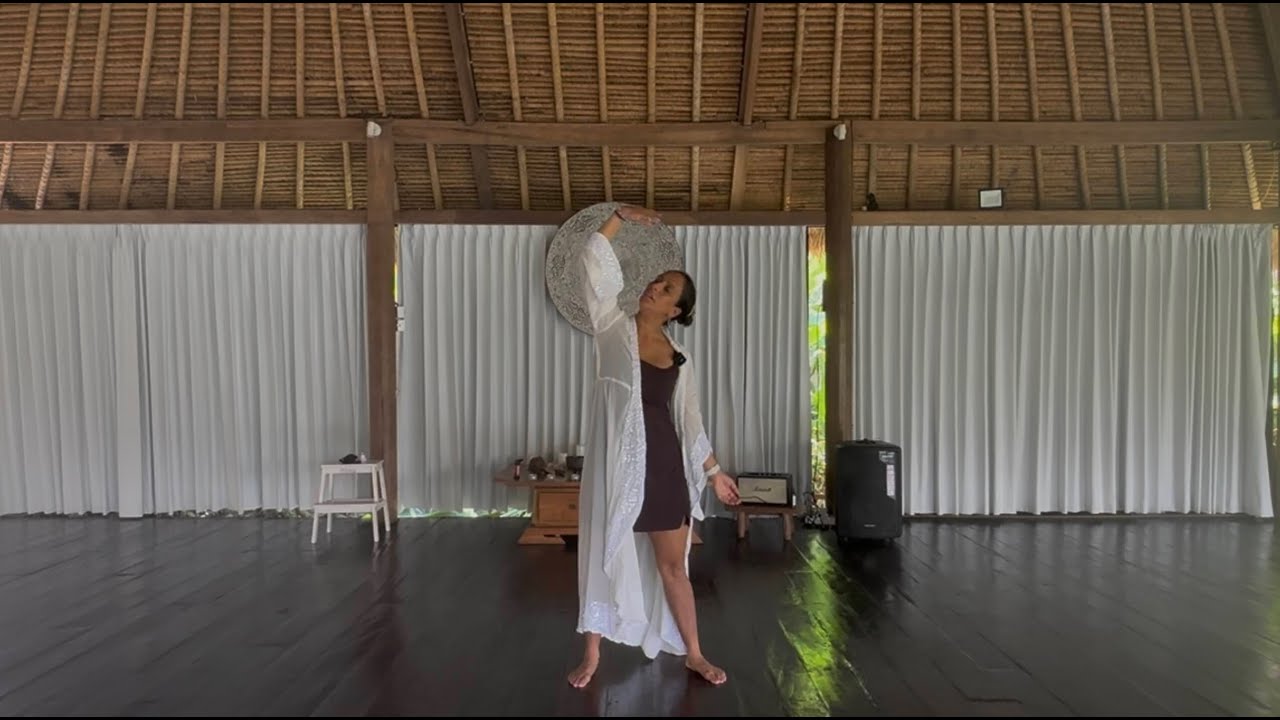 The Power of Flow: Water Element Dance