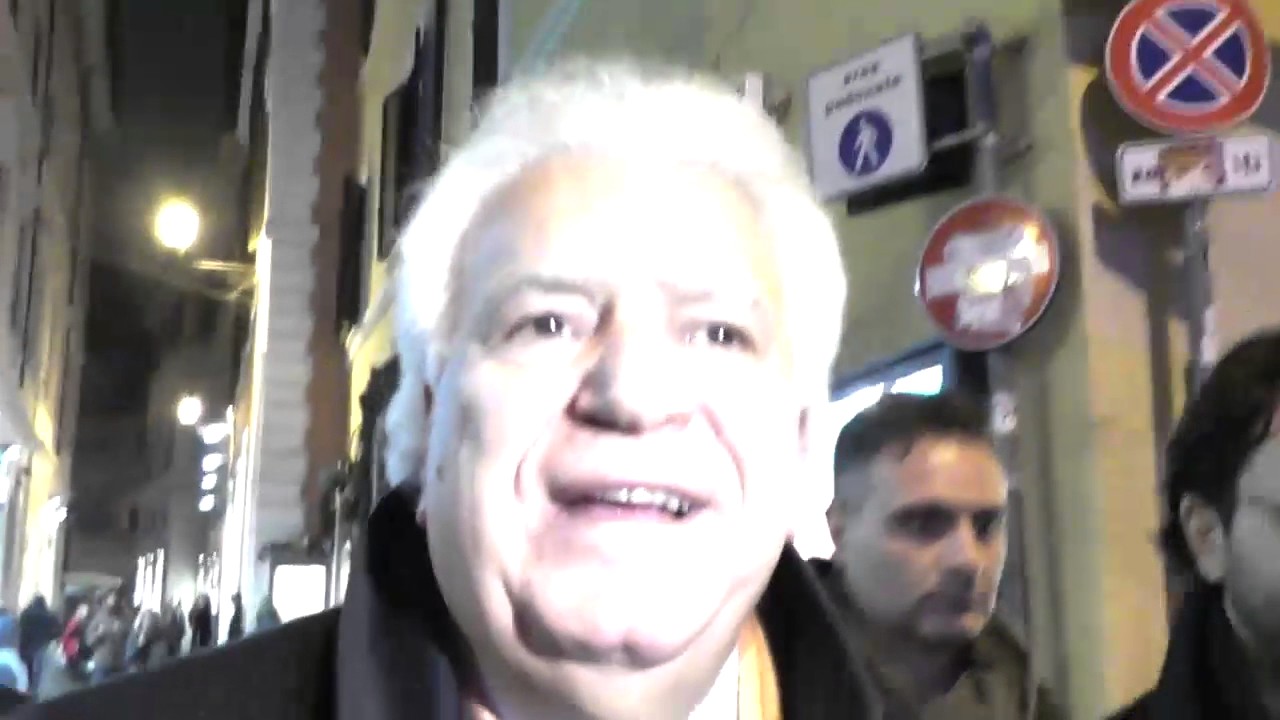 Verdini dopo le consultazioni si nasconde al ristorante: &ldquo;Non posso parlare&rdquo;