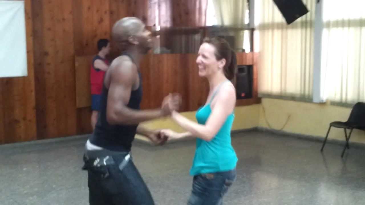 Cuban Salsa moves