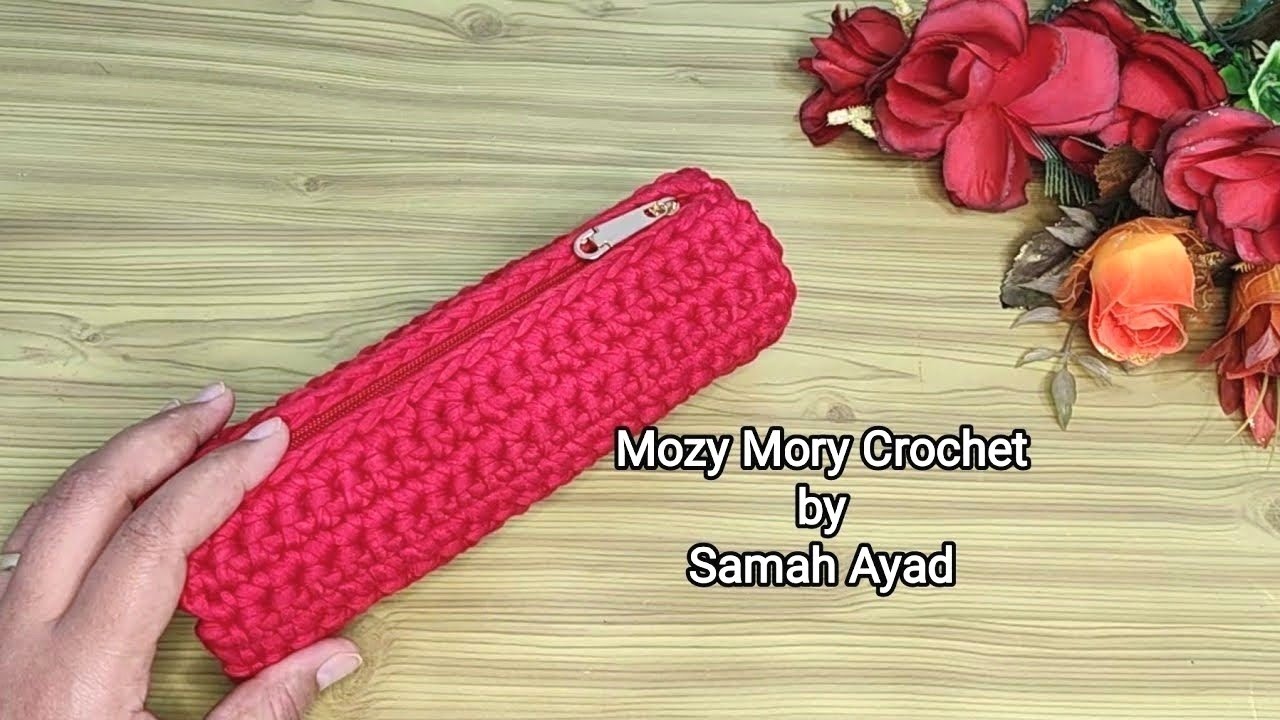 مقلمه كروشيهcrochet pencil case/caja de lápices de ganchillo/heklet pennal/cás peann luaidhe cróise