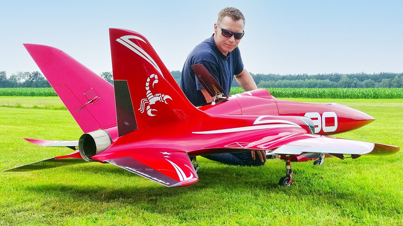 AMAZING SUPER SCORPION BIG RC TURBINE SPORT JET FLIGHT DEMONSTRATION
