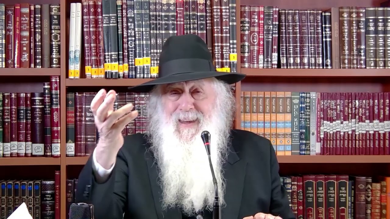 ענין נתינת מחצית השקל בשקל הקודש