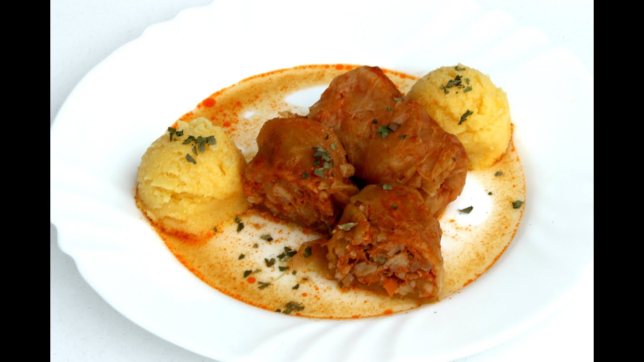Sarma sa pilećim mesom - How To Make Cabbage Rolls