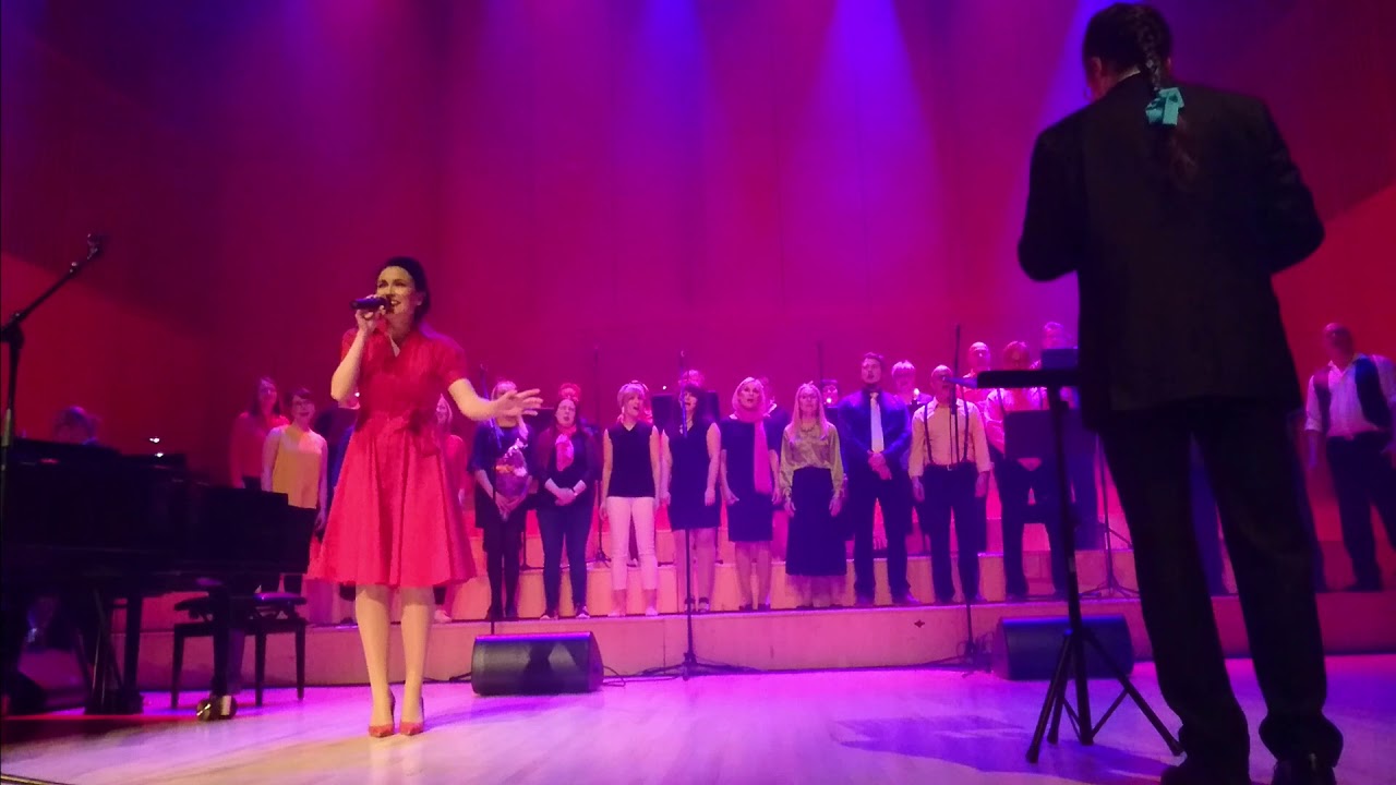 Maria Lund ja Mikkelin viihdelaulajat: Ievan polkka