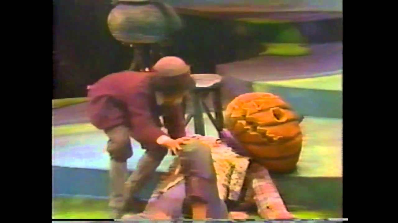 The Marvelous Land of OZ (CTC/TTC) 1981 - Clip 1 of 4