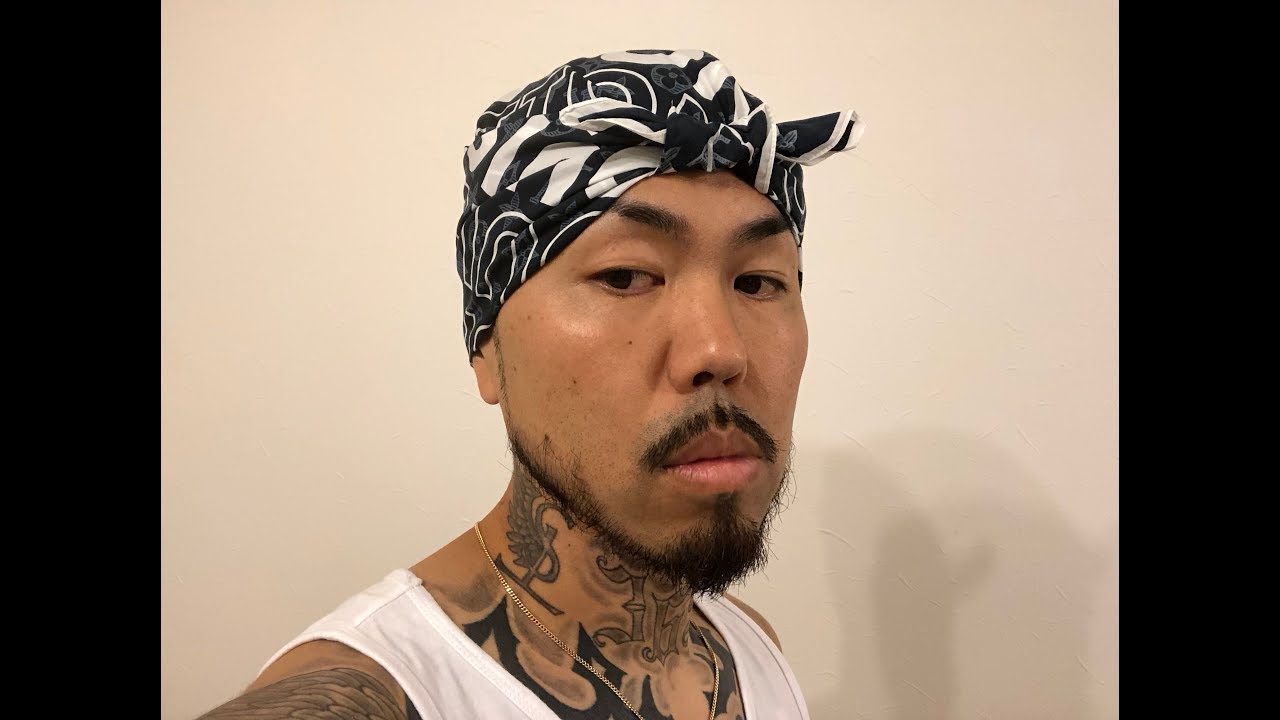 SHOが教えるルイヴィトン新作バンダナの巻き方。2PAC巻き！！Louis Vuitton！！SHO FREESTYLE TV Part 744
