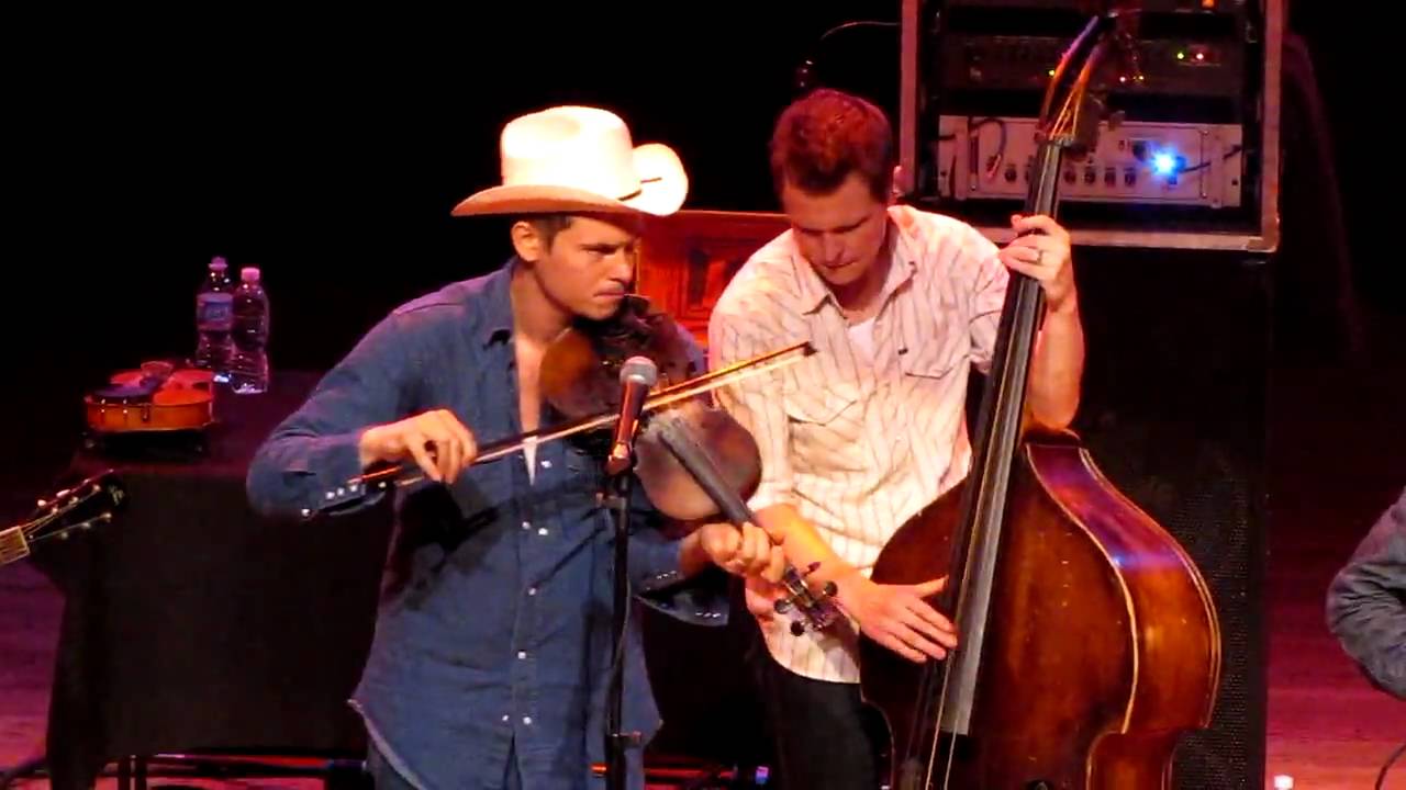 Old Crow Medicine Show 2010-MAY-05 @ Tivoli Theatre 