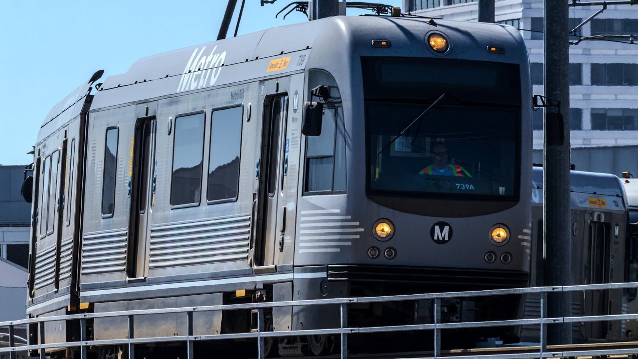 Los Angeles CA | Public Transportation Bus & Rail