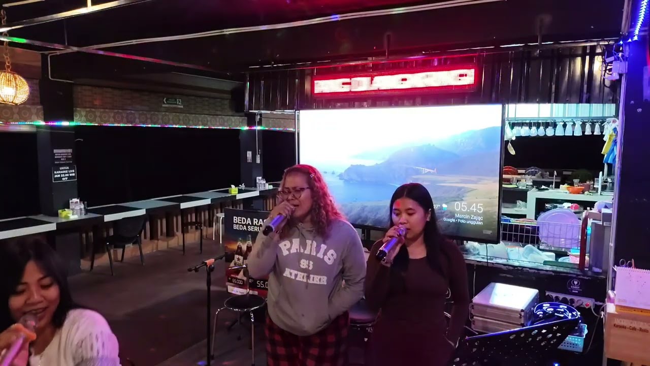 Natalia @AngkringanOpung #karaoke #cafe #resto #tarutung #balige