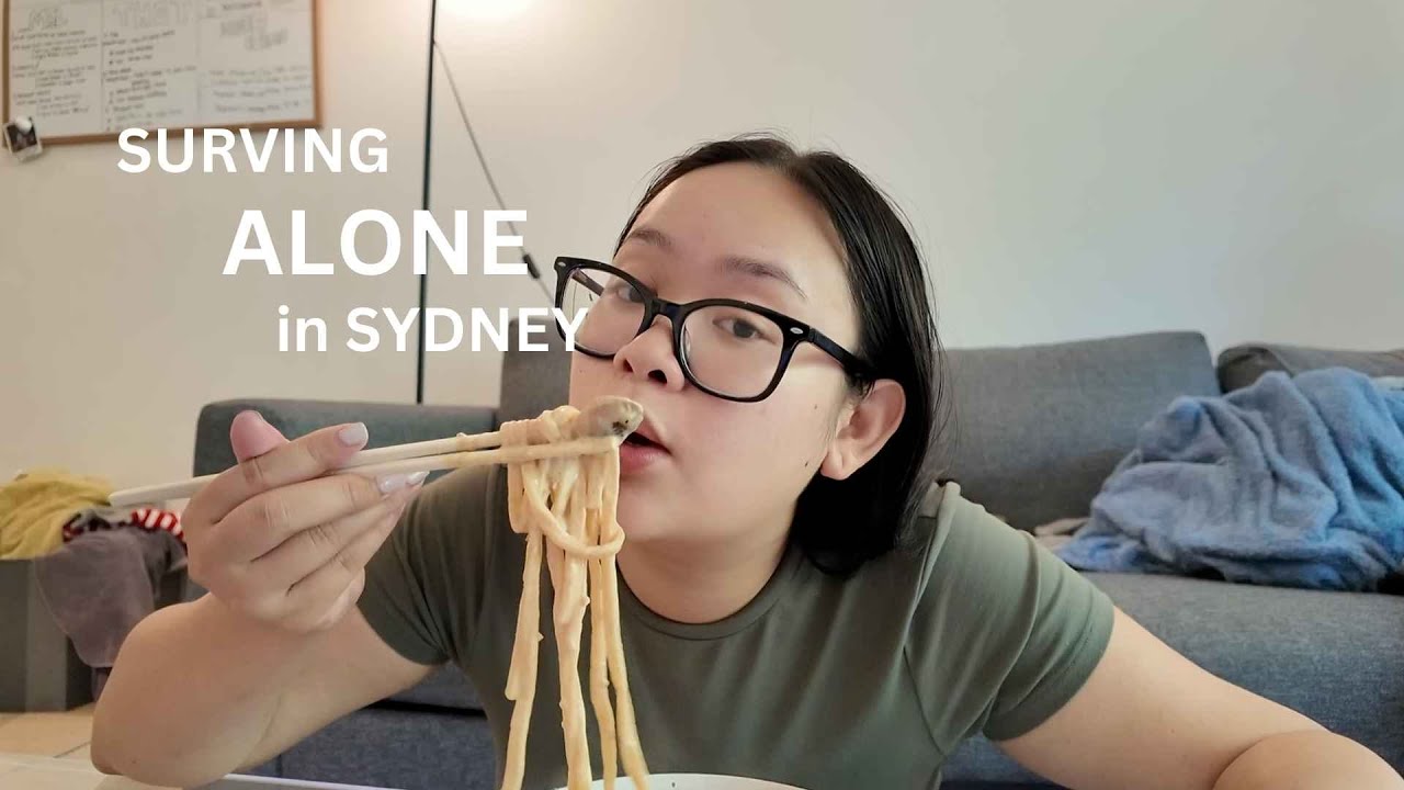 SURVIVING ALONE IN SYDNEY!!