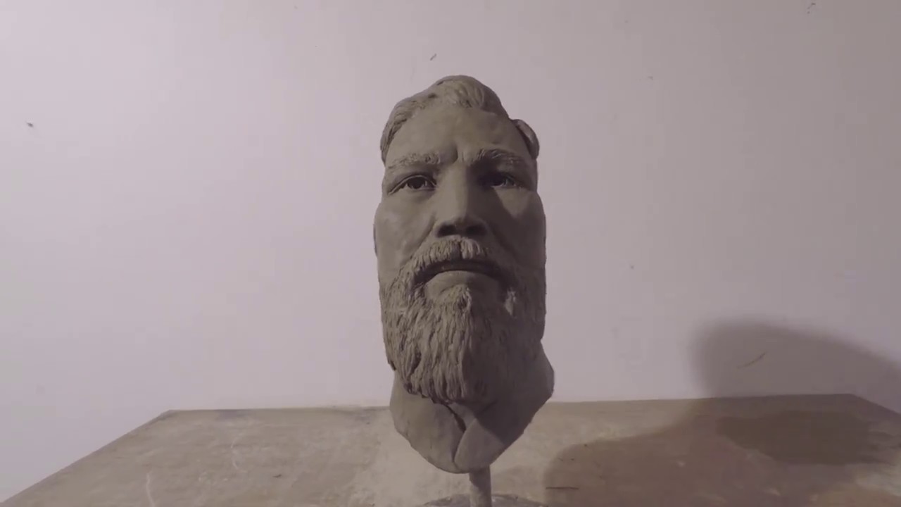 Sculpting of Portrait in Clay - Filip Flisar
