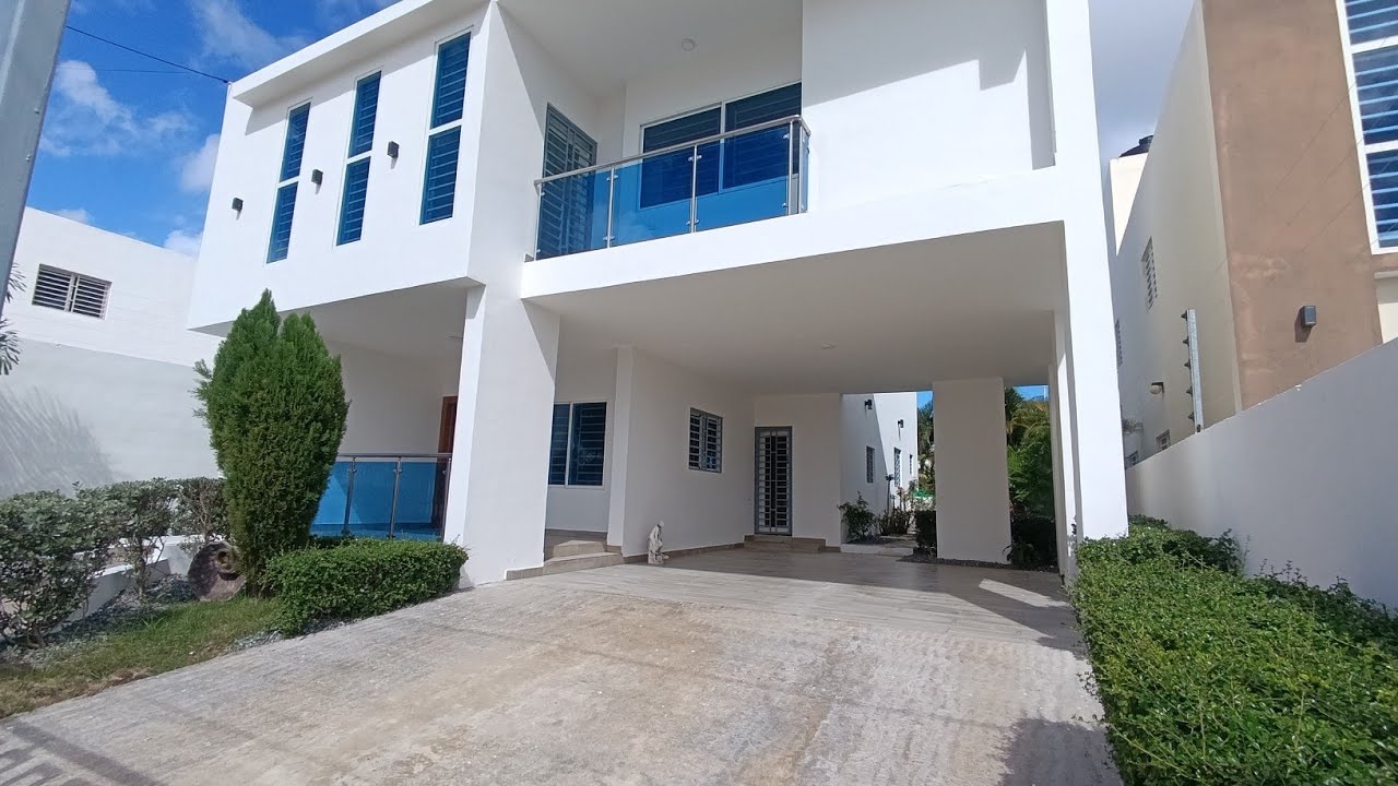 CASA EN VENTA EN HIGUEY DOCUMENTOS LISTOS PARA FINANCIAMIENTO 