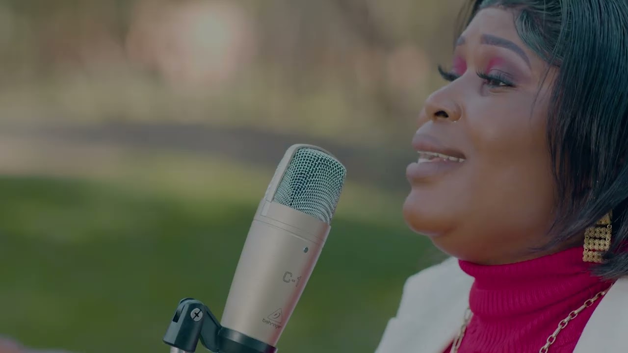 MAMAN ANNYVE MUNYANYA - MA MELODIE   Clip officiel