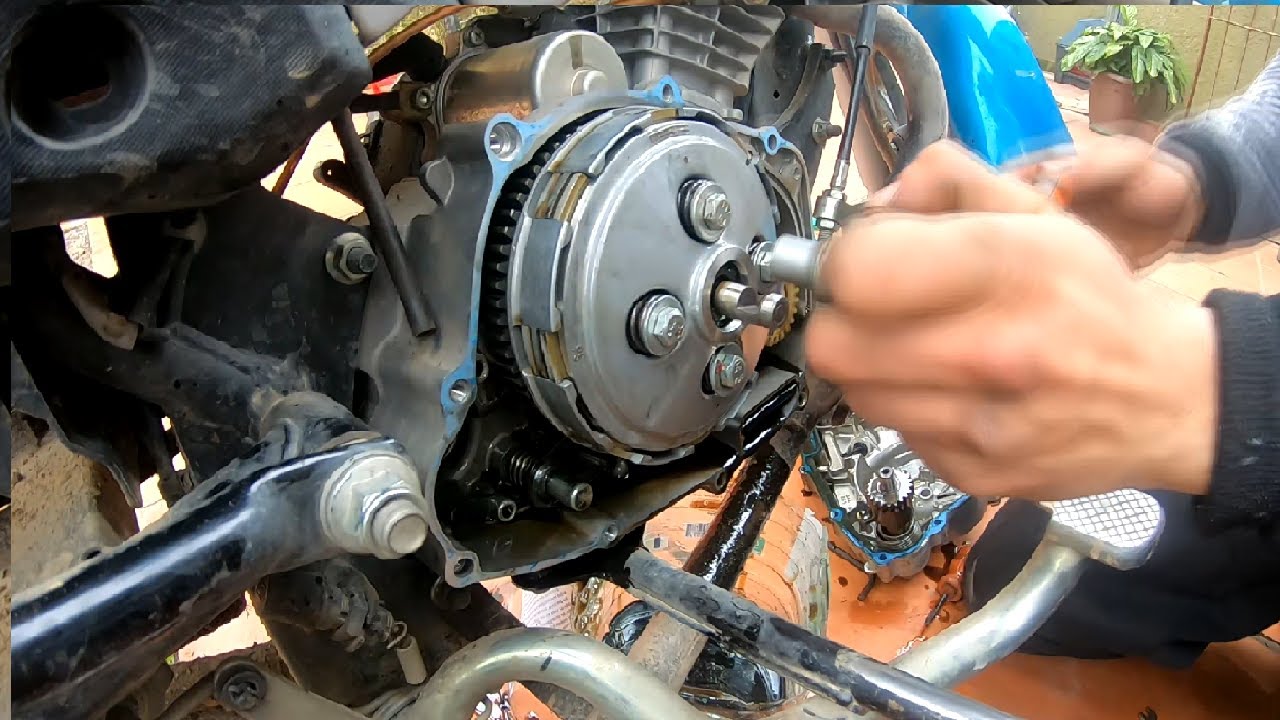 Cambiar discos de clutch o embrague YAMAHA CRUX 110!