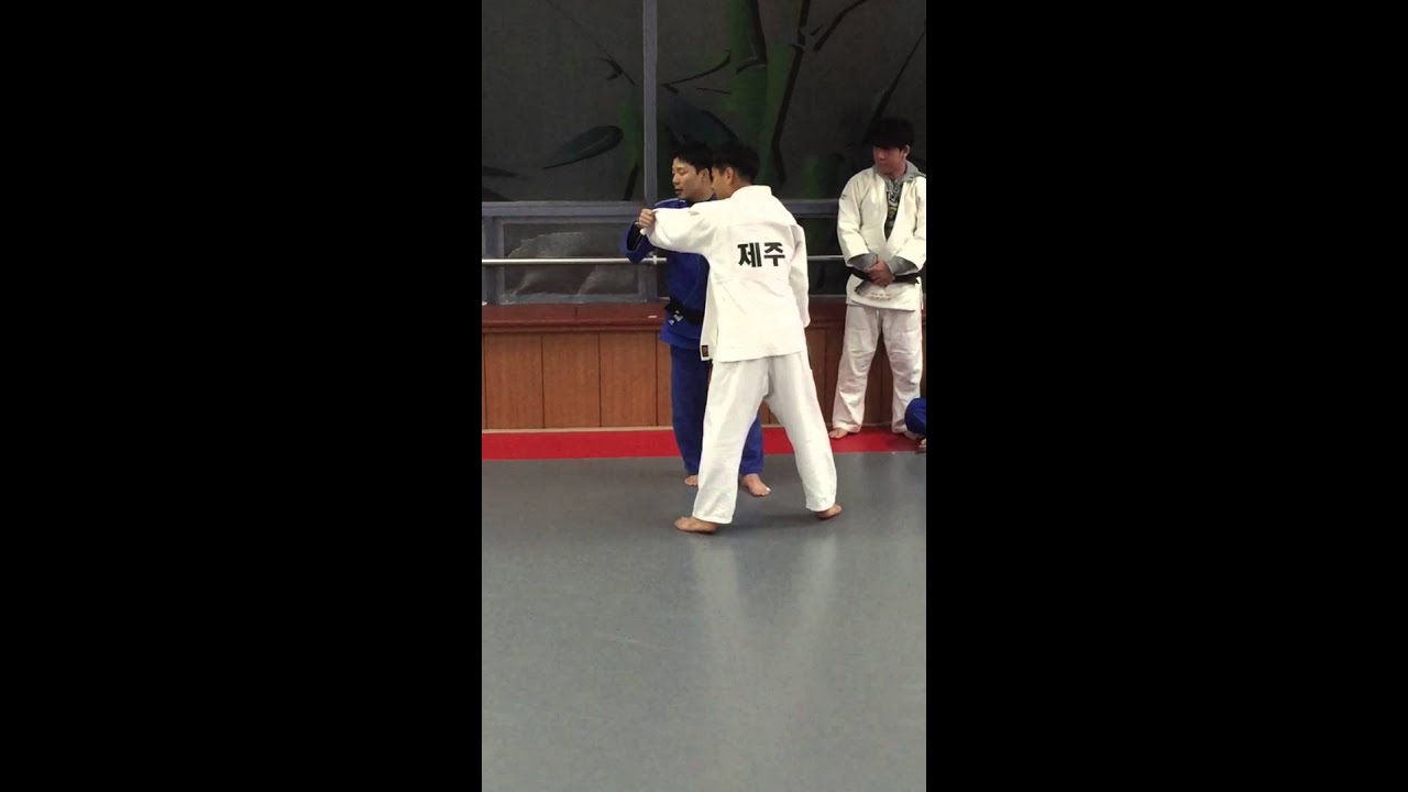 [유도TV] 1996년 아틀란타올림픽 유도국가대표 김종원선생님의 기울이기의 진수 / 안양유도관