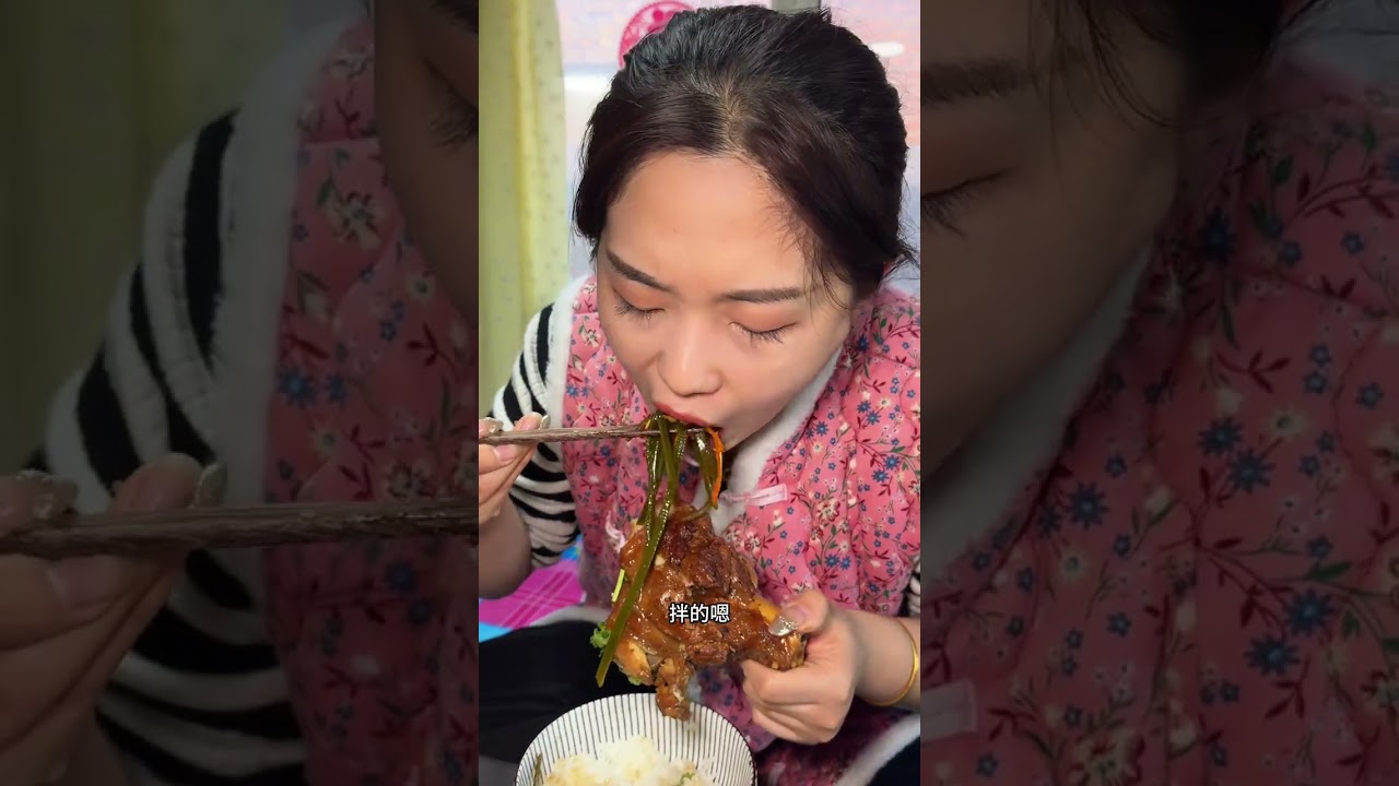 看看东北老婆婆做的酱大骨头 蒜烂入味 酱香浓郁 嘎嘎香！#新农人计划 #记录我的农村生活 #乡村生活 #乡村美食