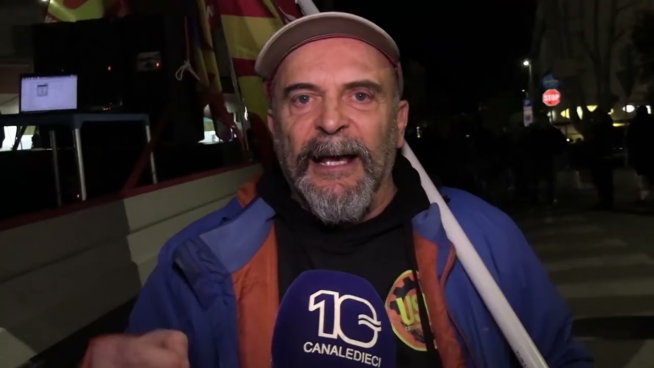 Civitavecchia, corteo al grido: 