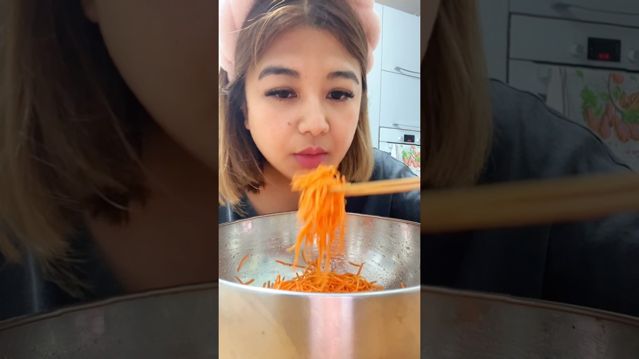 Meow meow ✨🫣 #eating #cutegirl