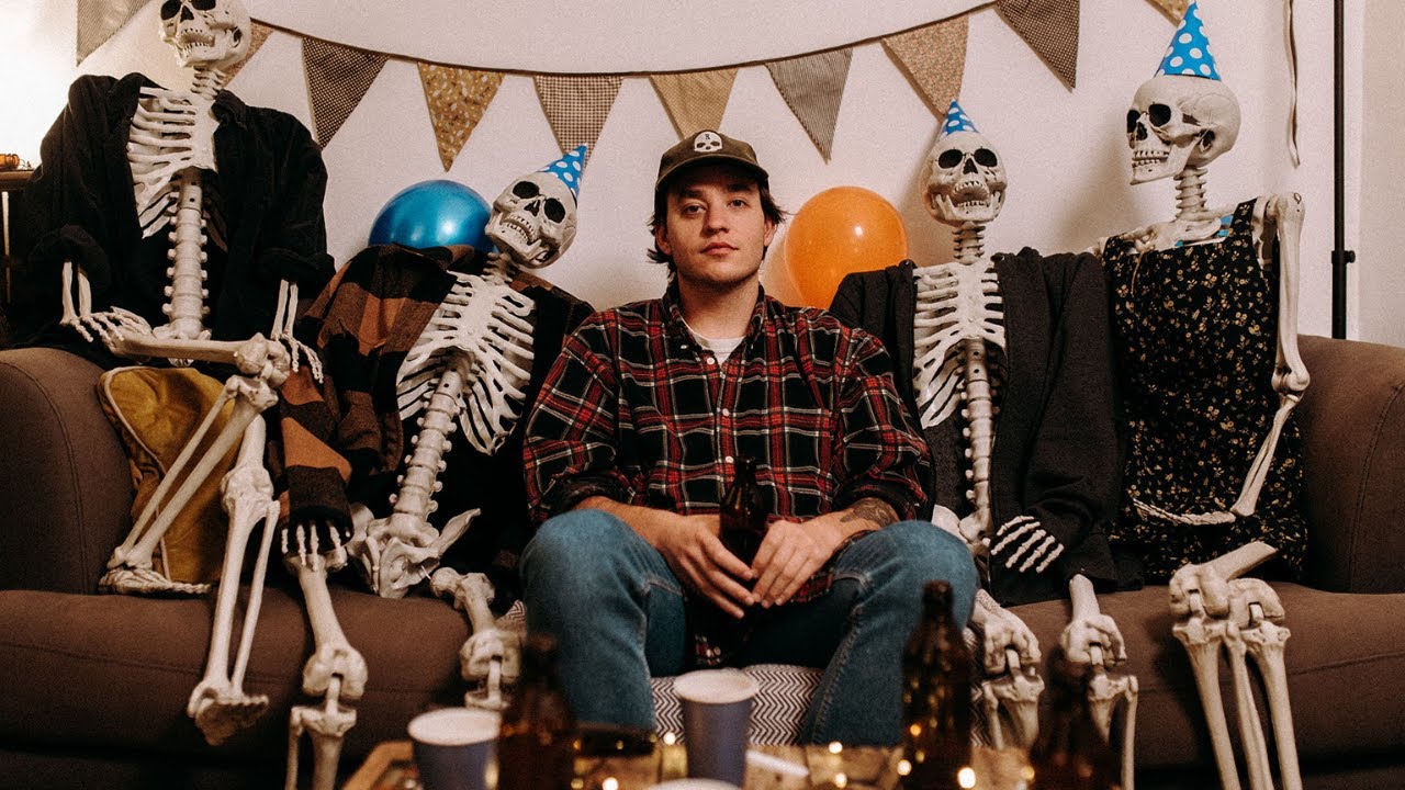 Sleep Outside - Skeleton
