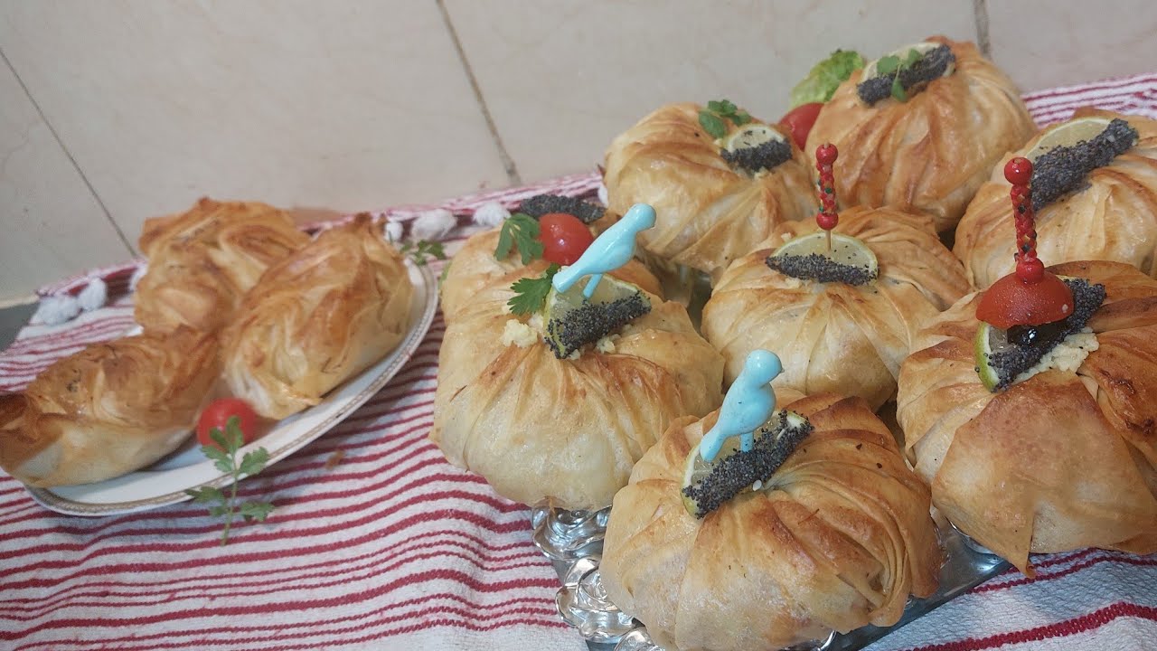  بسطيلة مالحة بصدر دجاج وبشاميل تتجي لذيذة خليها عندك لشهر رمضان  😍🇲🇦