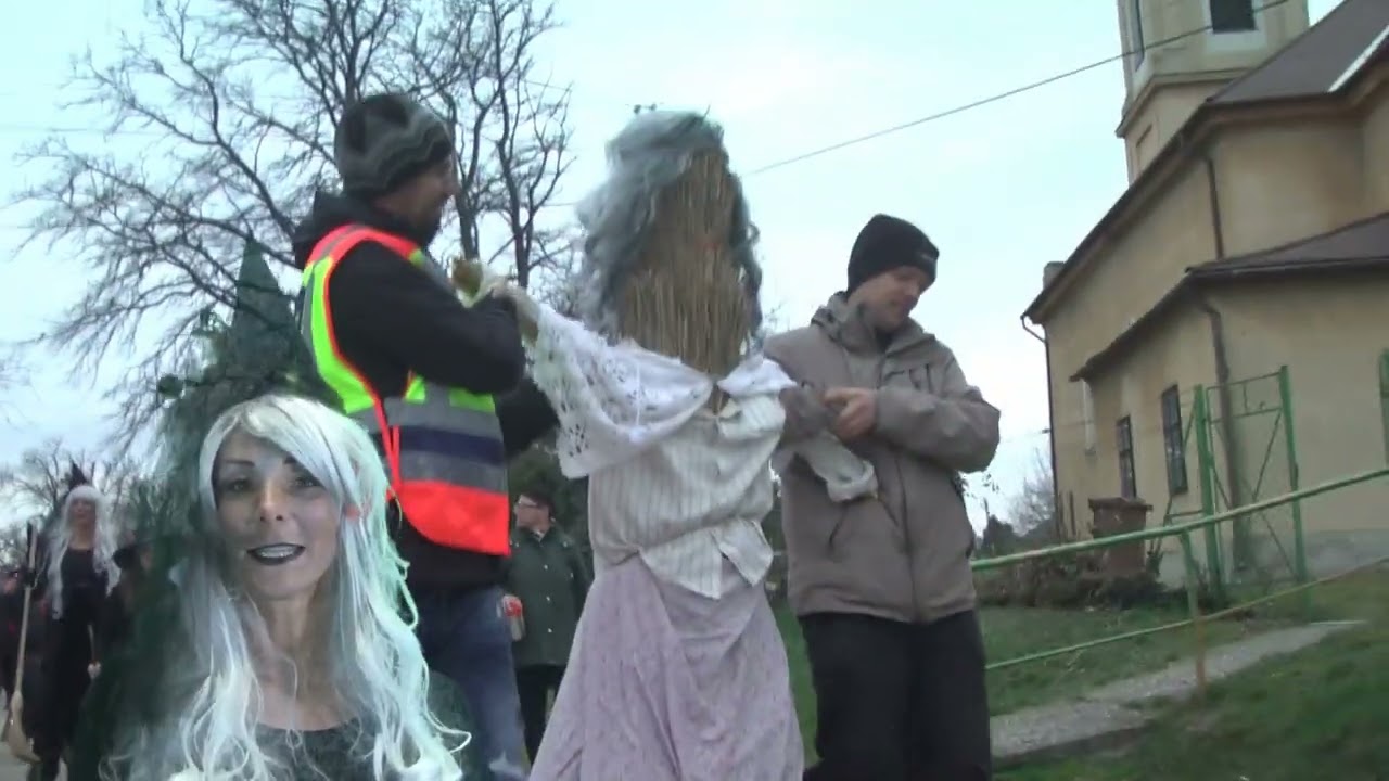 Télűző kiszebáb égetés  Csór 2022  02  27