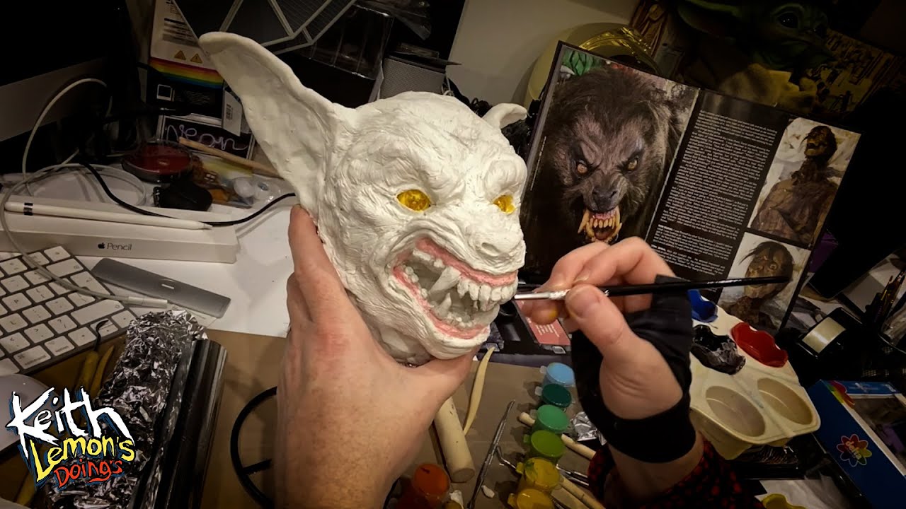 BUBBLE WRAP American Werewolf Movie Crafting! | Keith Lemon's Doing's