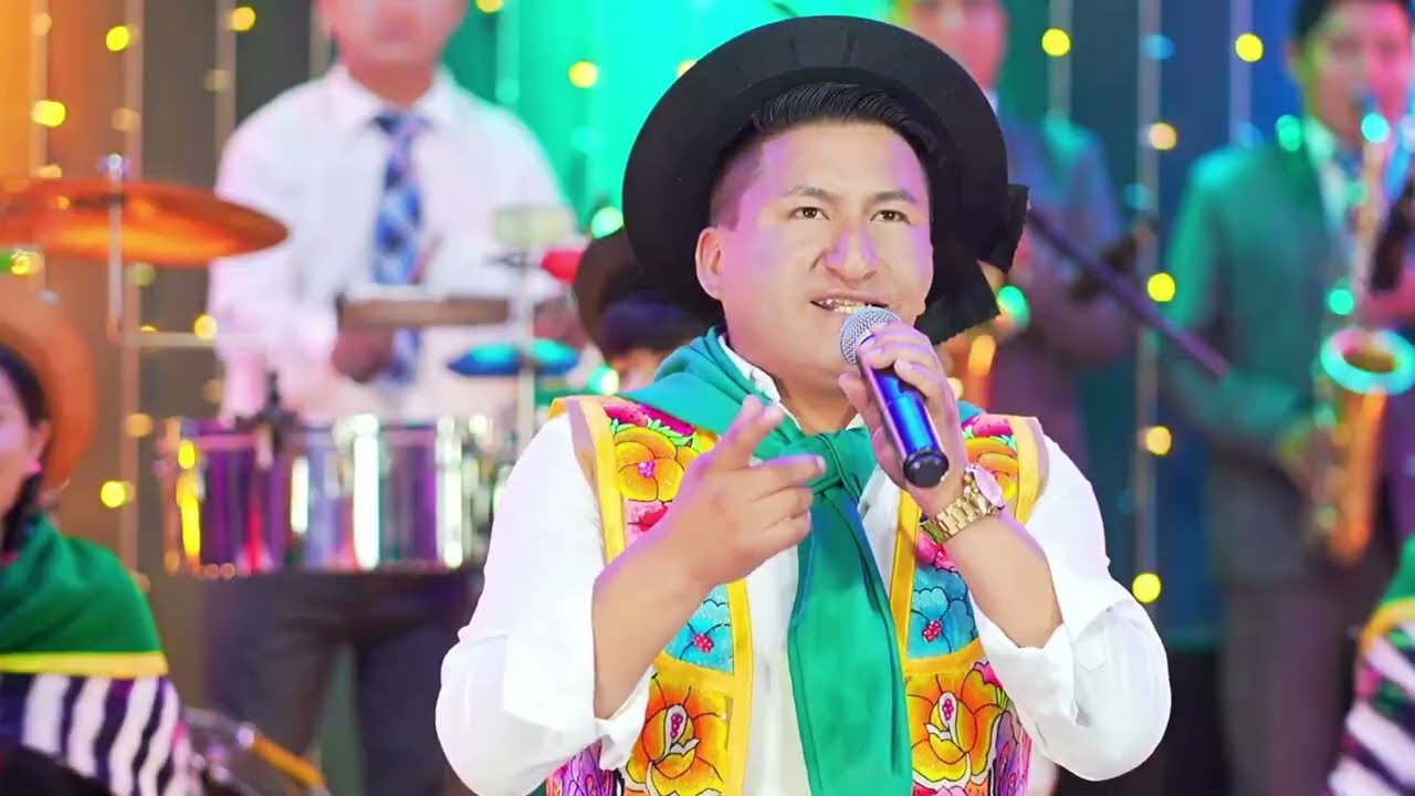 Robert del Centro - Mix Huaylash Pásame la Pilsen