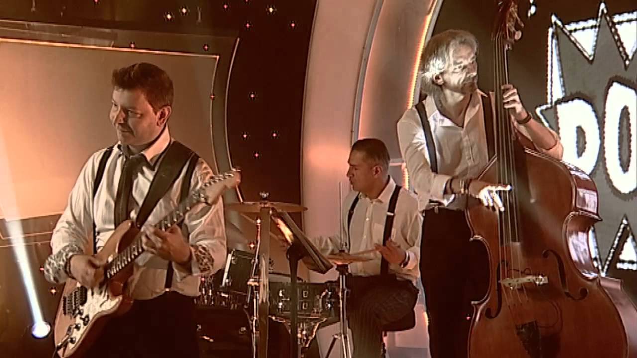 Group n Swing Bar - Bár Lennék Hős
