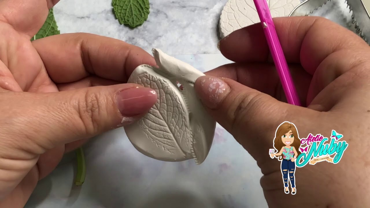 Como hacer marcadores de hojas 🍃 y petalos caseros