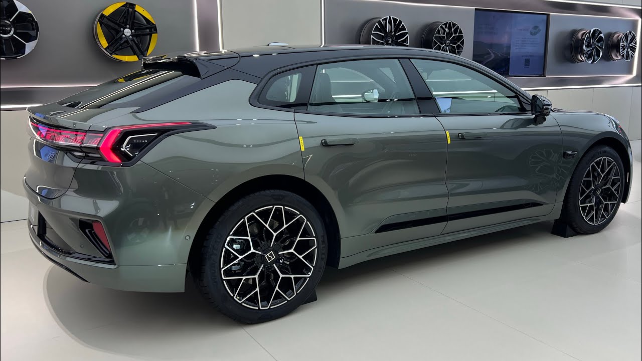 2025 ZEEKR 001 EV 750km range under $37,000 review | Geely | Zeekr | China 🇨🇳