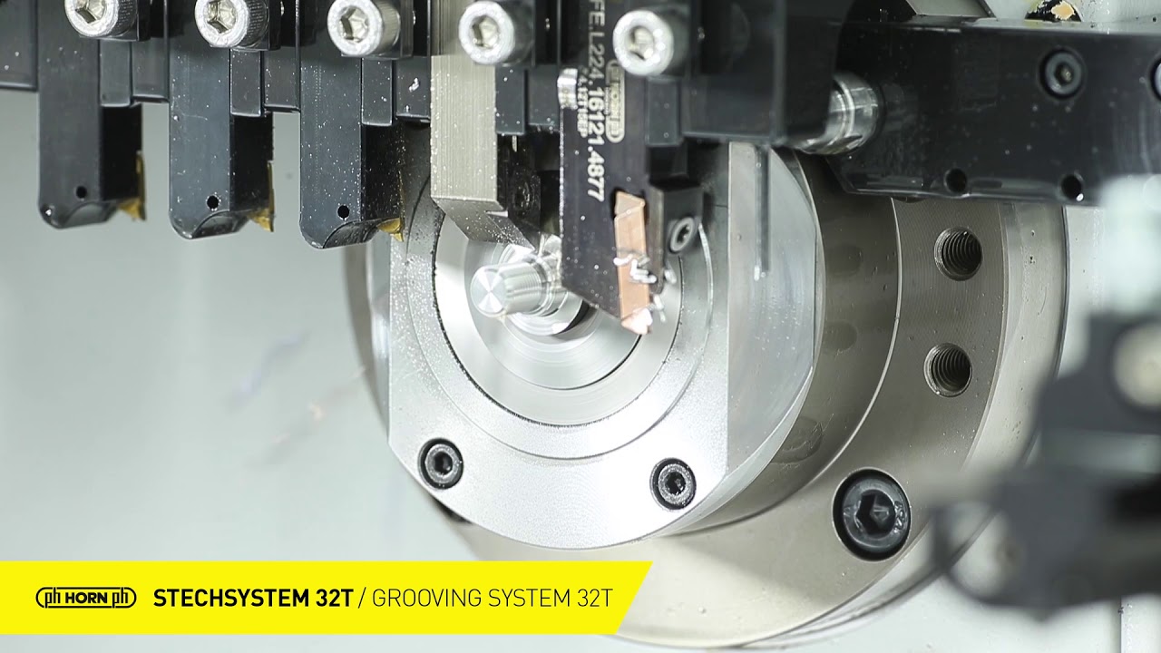 Stechsystem 32T auf Langdrehmaschine / Grooving System 32T on Swiss-Type Lathes