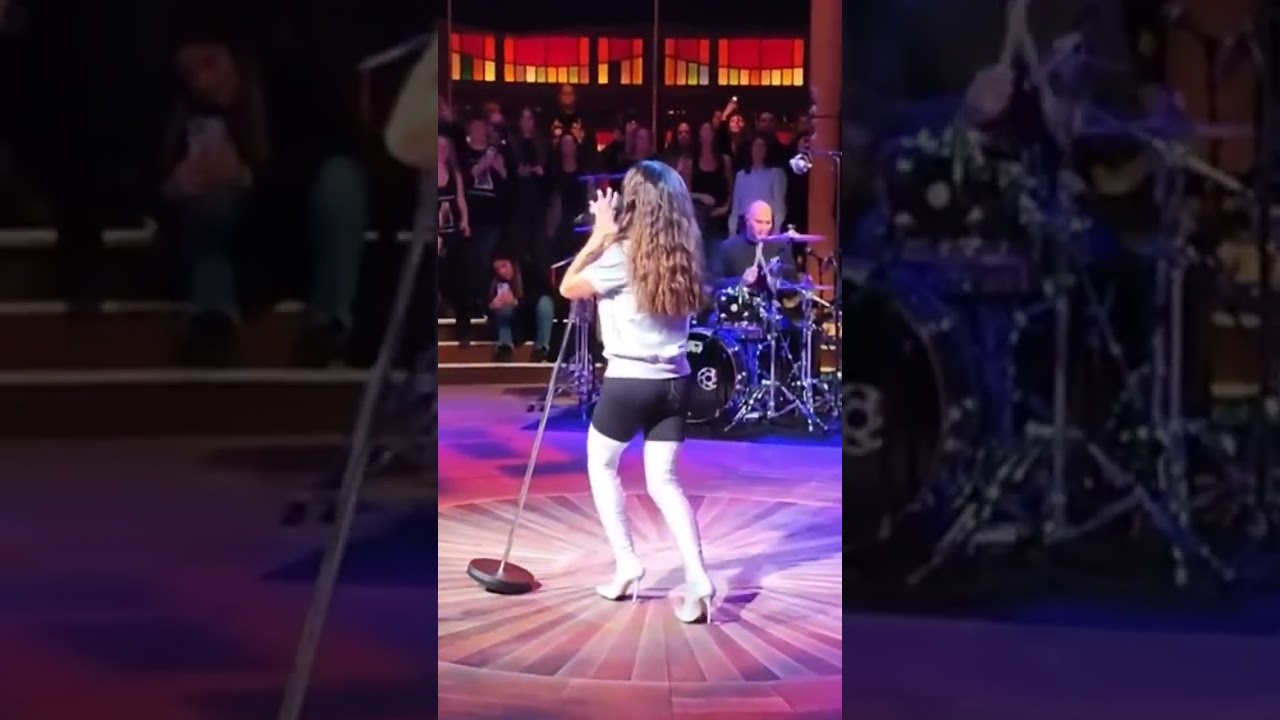 Jenifer -que l’amour s’en aille - cabaret sauvage