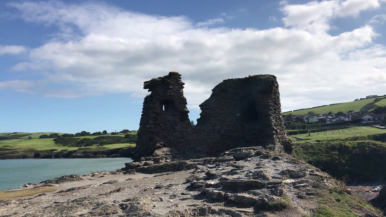 BLACK CASTLE Ruin at Wicklow Harbour, IRELAND