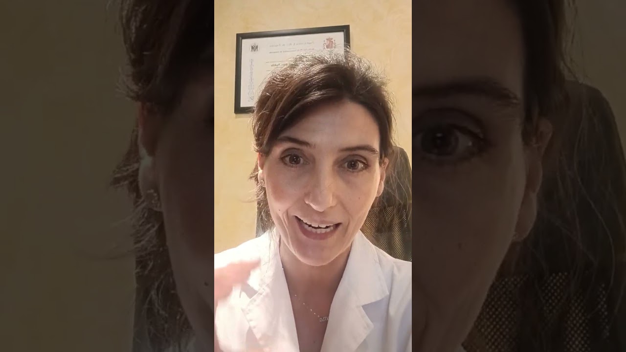C&oacute;mo afecta el agua del mar y el cloro al acn&eacute; #shorts